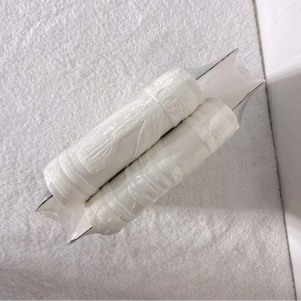 Vintage Inspirations White Textured Embossed Paintable Wallpaper Border Trim